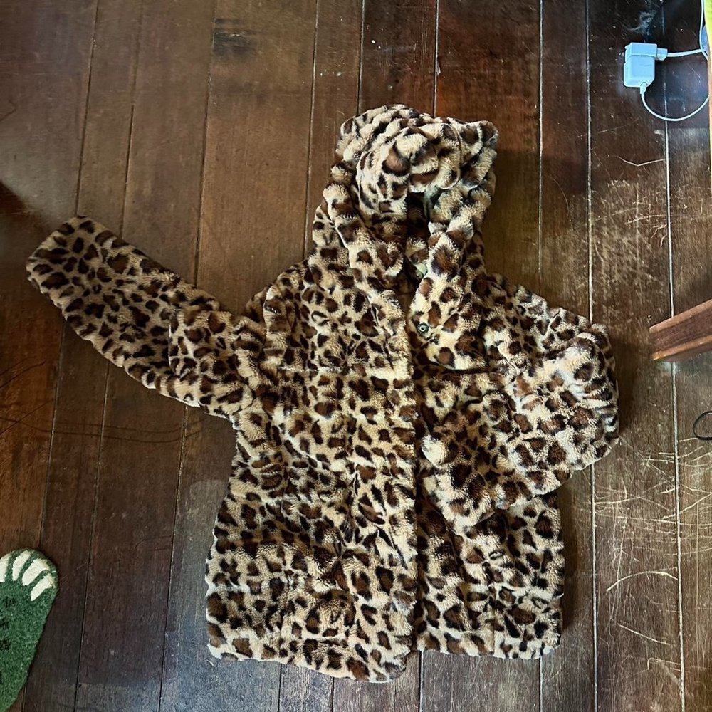 Apparis faux fur leopard Chelsea coat